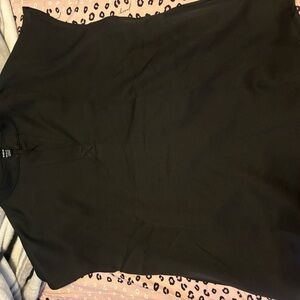 Black Short Sleeve Top